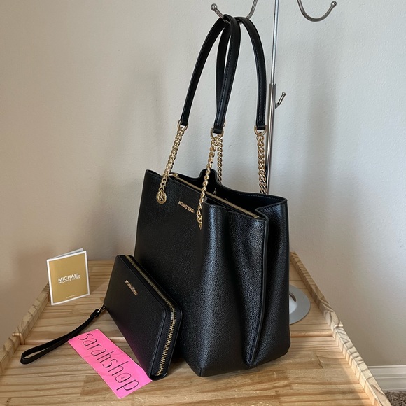 🌼Michael Kors Set - Picture 3 of 16